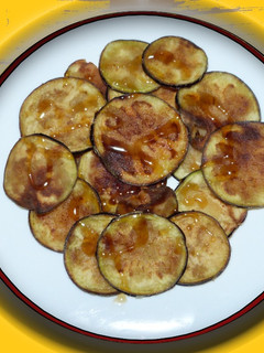 Una foto de Berenjenas fritas con miel