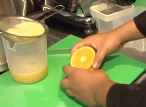 Una foto de Jugo Cítrico (Naranja y Mandarina)