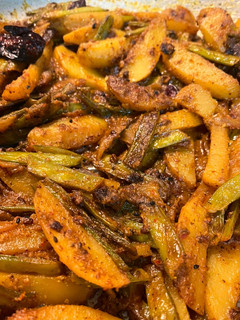 A picture of Odisha Guwar Beans Besara Bhaja (Dry Cluster Beans Sabji with Mustard Paste).