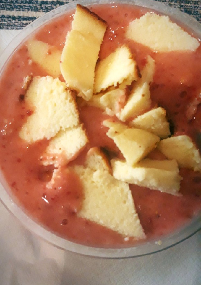 Una foto de Yogur healthy fresa-plátano-cheesecake 🍓🍌🍰