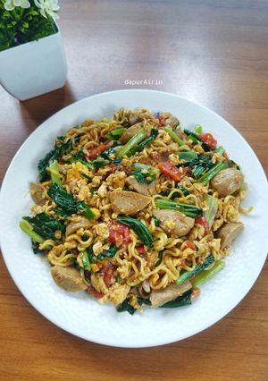 Foto resep Mie Goreng (Instan) Tek tek