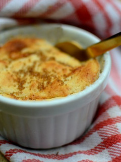 Una foto de Soufflé de plátano y Amaretto