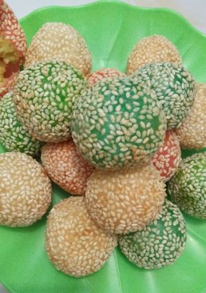 Foto resep Onde onde setelah dingin tidak keras