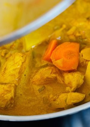 Une photo de Curry de poulet au lait de coco