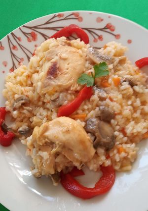 O poză a rețetei Orez cu carne de pui, ciuperci și legume!.