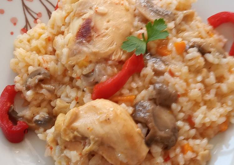 Orez cu carne de pui, ciuperci și legume!, rețetă de Dorina Condurat Rețete Cookpad