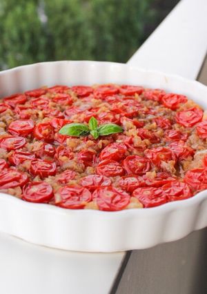 Une photo de Tarte tatin de tomate cerise 🍅