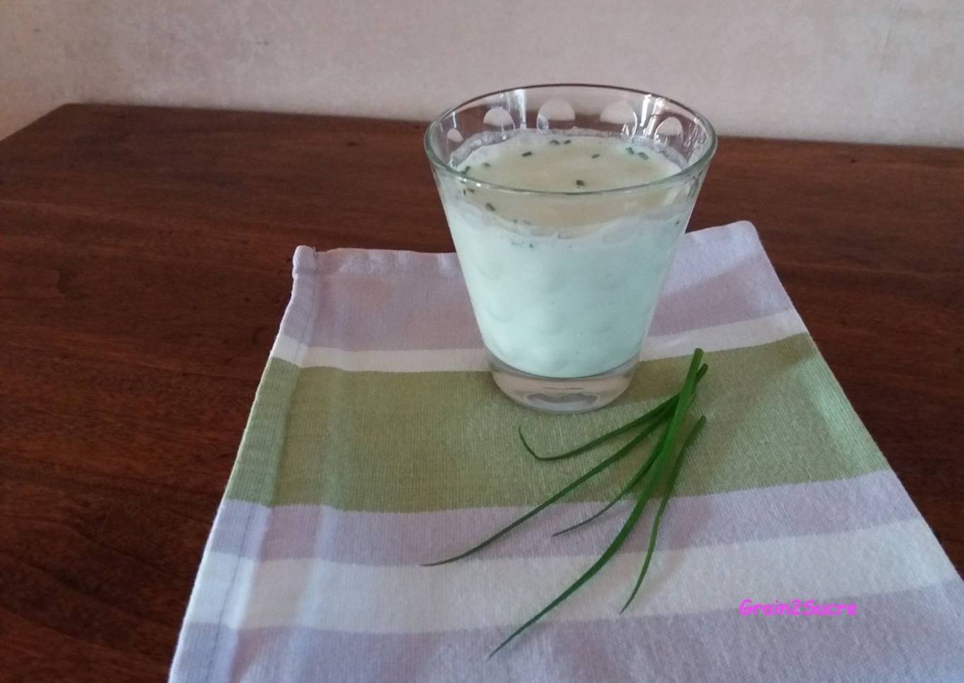 How to Make Super Quick Homemade Velouté de concombre à la grecque