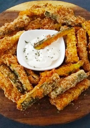 A picture of Baked Zucchini Fries.