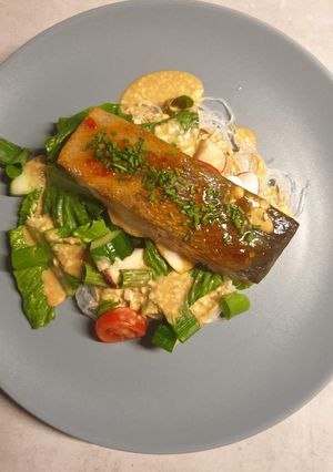 Foto resep Salmon teriyaki dan creamy sallad