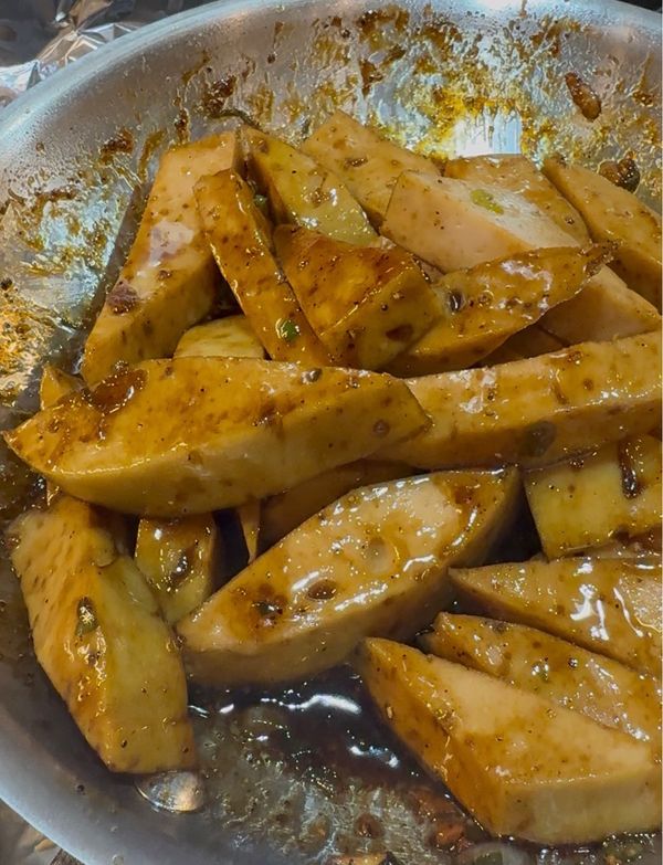 Chả lụa sốt tiêu đen