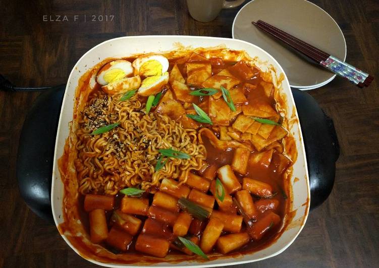 Tteokbokki + Samyang + Odeng + Telur