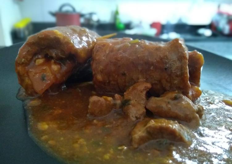 Bife Rolê Recheado com Bacon, Calabresa e Queijo - Tudogosreceitas