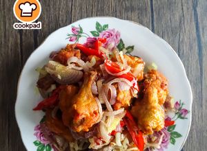 Gambar Kepak Ayam Goreng Kunyit