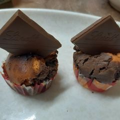 A picture of Cup cakes.