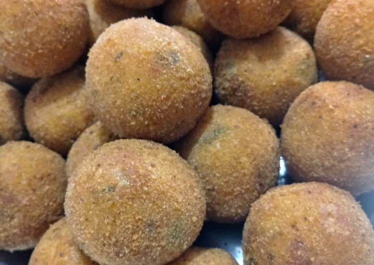 Croquete de batata com frango - Tudogosreceitas