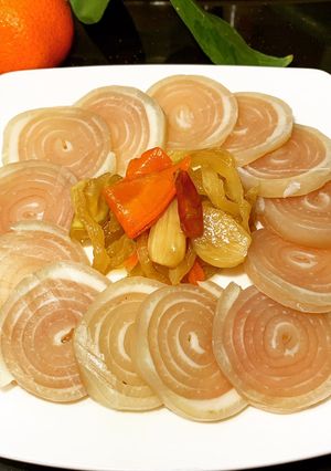 Hình của món Da Heo Cuộn.