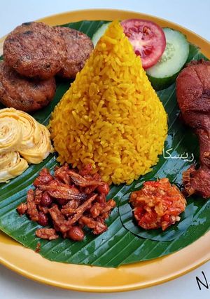 Foto resep Nasi Kuning ricecooker