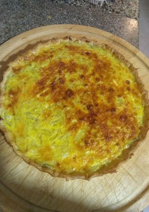 Una foto de Quiche de cebolla