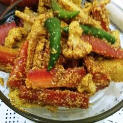 A picture of Gazar Muli Gobhi ka Achar.