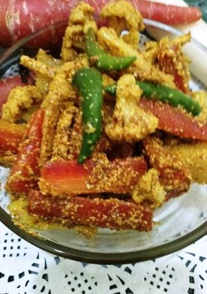 A picture of Gazar Muli Gobhi ka Achar.