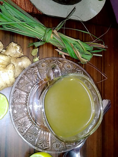 लेमन ग्रास चाय (lemongrass chai recipe in Hindi) रेसिपी मुख्य फोटो