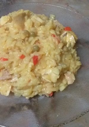 Una foto de Arroz con pollo rapidísimo