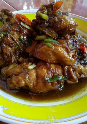 Foto resep Chicken with crispy garden herbs