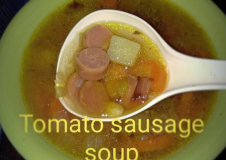 Cara Gampang Menyiapkan Tomato Sausage soup Anti Gagal