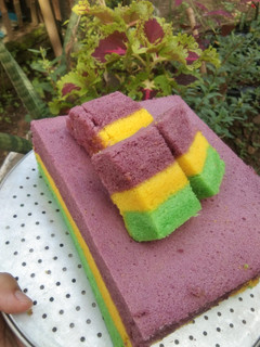 Foto resep Rainbow cake kukus ekonomis