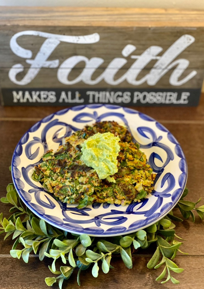 Una foto de Tortitas de acelgas y quinoa (Gluten free & dairy free)