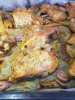 Una foto de Pollo al horno