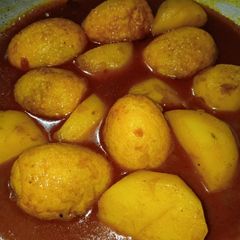 A picture of Duck egg curry.