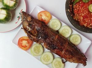 Foto resep Ikan Cakalang Panggang + Sambal Dadak