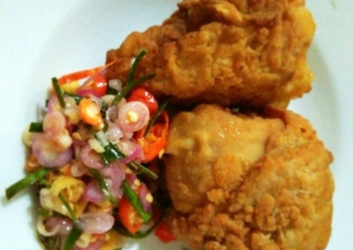 49. Ayam Goreng Tepung Sambal Matah