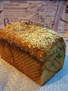A picture of Honey Oat Bread.