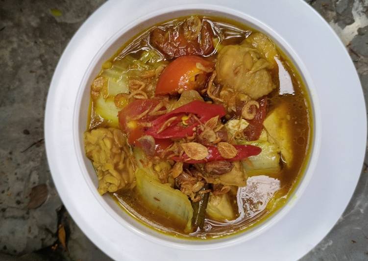 Tongseng Ayam Tahu Tempe