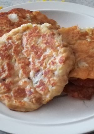 Una foto de Torticas de Repollo y Pan