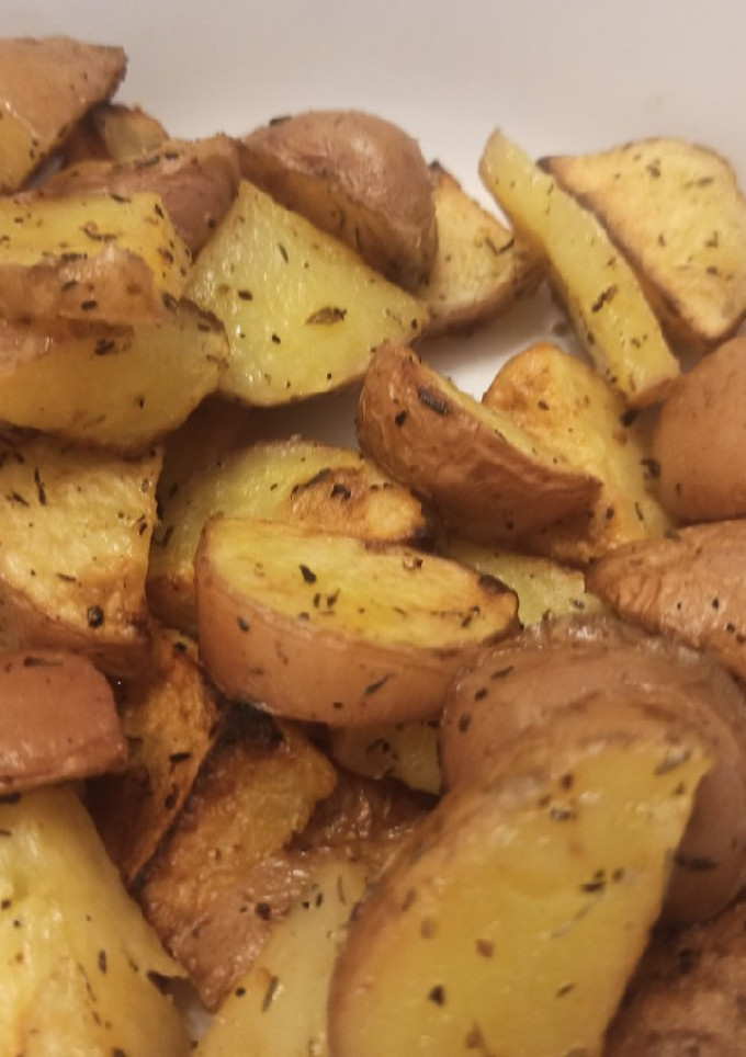 Una foto de Patatas al horno, guarnición