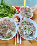 Cách nấu phở nạm bằng gói gia vị và phở khô dùng nồi cơm điện trong mùa dịch ạ