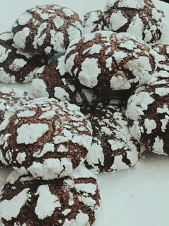 Фото 🍪 Шоколадное печенье с трещинками.