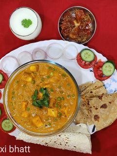 મટર પનીર (Matar paneer recipe in Gujarati) રેસીપી મુખ્ય ફોટો