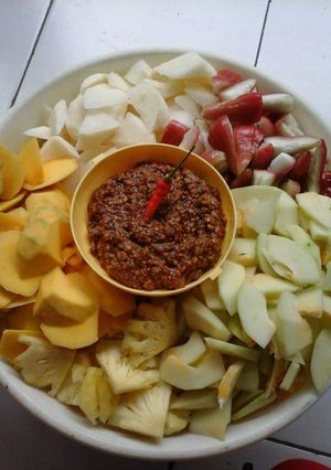 Foto resep Rujak Buah Balakacang 😍