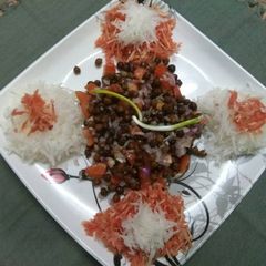 A picture of Boiled Black chana salad.