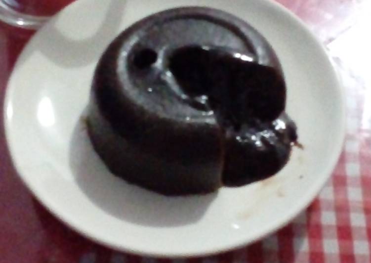 Recipe of Perfect Steamed Molten Chocolate Lava Cake