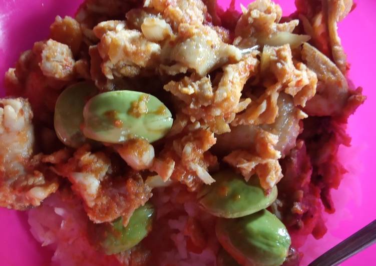Cara mudah memasak Nasi Ayam Gila Pedas yang Bisa Manjain Lidah