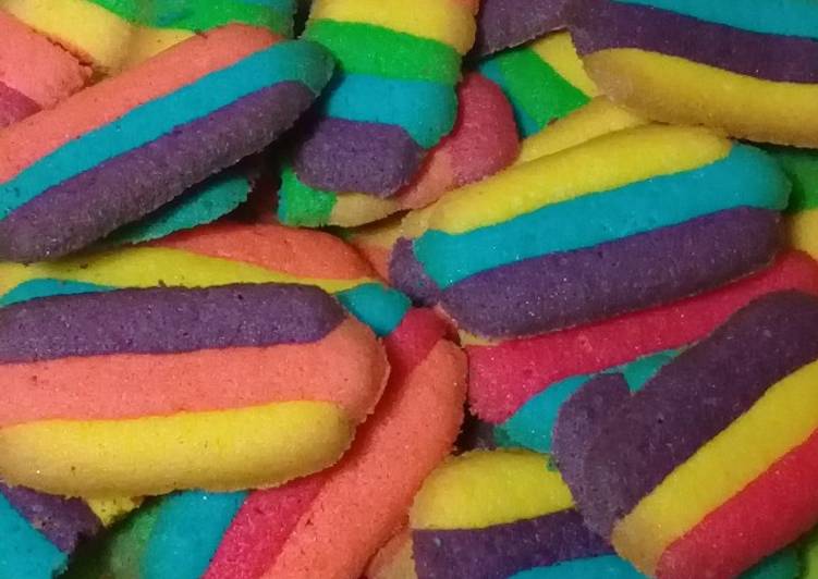 Cara termudah untuk Musim Dingin saat makan malamLidah kucing rainbow