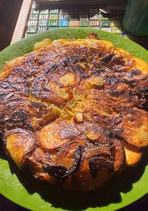 Una foto de Tortilla de papas rústicas