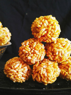 મમરા ના લાડુ (Mamara Ladoo Recipe In Gujarati) રેસીપી મુખ્ય ફોટો