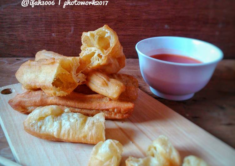 Youtiao / Cakwe (Chinese Oil Stick)